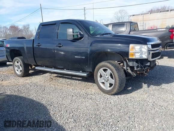 ✅ 2011 Chevrolet Silverado 2500HD LTZ • VIN: 1GC1KYC8XBF249646 • Лот: 41766424. Опубликован ранее на IAAI с пробегом 229 020 миль. Бесплатный доступ к архиву аукционных продаж из США и подробный отчёт об истории автомобиля на DreamBid. Изображение 1.