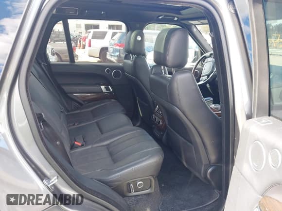 ✅ 2017 Land Rover Range Rover • VIN: SALGS2FE6HA320493 • Lot: 43595450. Wystawiony na IAAI z przebiegiem 120 321 mil. Bezpłatny archiwum sprzedaży aukcyjnych z USA i szczegółowy raport historii pojazdu na DreamBid. Zdjęcie 8.