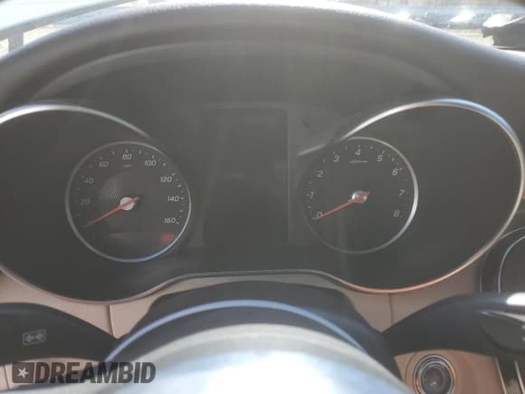 ✅ 2019 Mercedes-Benz C 300 • VIN: WDDWK8DB1KF795449 • Lot: 49775875. Wystawiony na Copart z przebiegiem Nie podano. Bezpłatny archiwum sprzedaży aukcyjnych z USA i szczegółowy raport historii pojazdu na DreamBid. Zdjęcie 9.