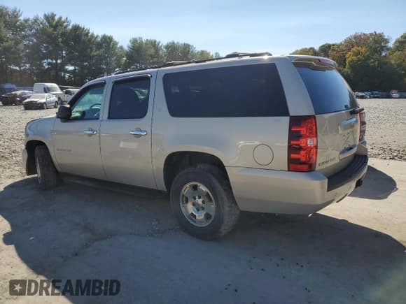 ✅ 2012 Chevrolet Suburban LT • VIN: 1GNSKJE7XCR206626 • Lot: 76014364. Wystawiony na Copart z przebiegiem 154 666 mil. Bezpłatny archiwum sprzedaży aukcyjnych z USA i szczegółowy raport historii pojazdu na DreamBid. Zdjęcie 2.