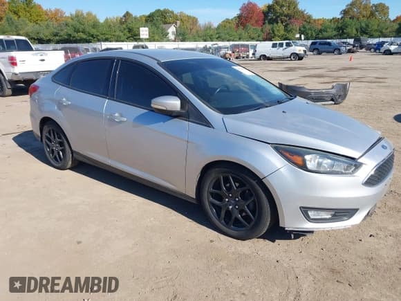 ✅ 2016 Ford Focus SE • VIN: 1FADP3F2XGL243059 • Lot: 43573859. Listed on IAAI with 104,132 mi. Free auction sales archive from the USA and detailed vehicle history report at DreamBid. Image 1.