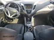 ✅ 2012 Hyundai Veloster w/Red Int • VIN: KMHTC6AD3CU031048 • Lot: 72623794. Wystawiony na Copart z przebiegiem 160 846 mil. Bezpłatny archiwum sprzedaży aukcyjnych z USA i szczegółowy raport historii pojazdu na DreamBid. Zdjęcie 8.