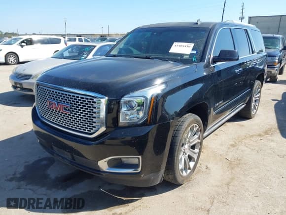 ✅ 2015 GMC Yukon Denali • VIN: 1GKS2CKJ3FR163213 • Lot: 43404430. Listed on IAAI with 205,146 mi. Free auction sales archive from the USA and detailed vehicle history report at DreamBid. Image 2.