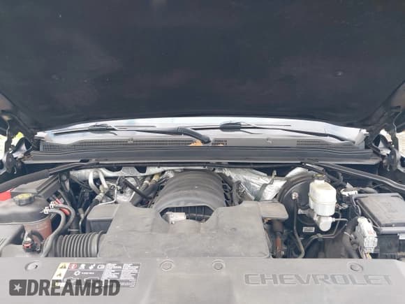 ✅ 2017 Chevrolet Tahoe LT • VIN: 1GNSKBKC0HR140103 • Lot: 42721177. Listed on IAAI with 95,217 mi. Free auction sales archive from the USA and detailed vehicle history report at DreamBid. Image 10.