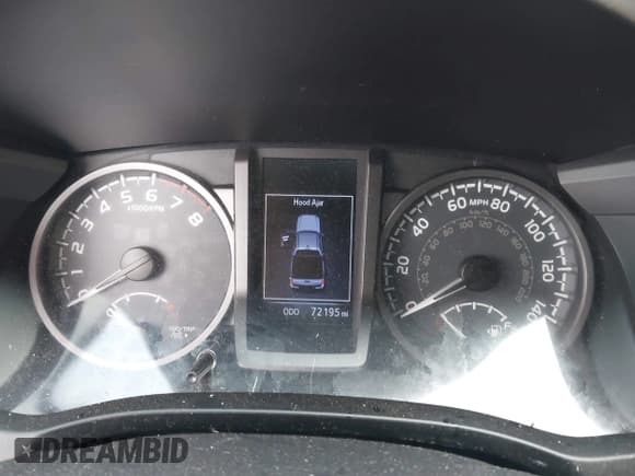 ✅ 2017 Toyota Tacoma TRD Pro • VIN: 5TFCZ5AN9HX112292 • Lot: 43617967. Listed on IAAI with 72,195 mi. Free auction sales archive from the USA and detailed vehicle history report at DreamBid. Image 7.