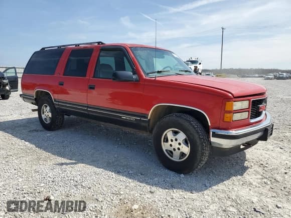 ✅ 1995 GMC Suburban • VIN: 1GKFK16KXSJ717879 • Лот: 51622545. Опубликован ранее на Copart с пробегом 2 490 720 миль. Бесплатный доступ к архиву аукционных продаж из США и подробный отчёт об истории автомобиля на DreamBid. Изображение 4.