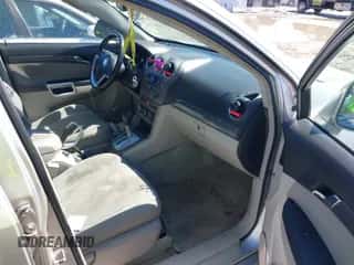 2008 Saturn VUE XR z VIN 3GSCL53778S554557, wystawiony jako IAAI lot #41547382 z przebiegiem 148 730 mil mil oraz . Historia ofert i sprzedaży dostępna na DreamBid. Obrazek 5.