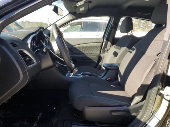 ✅ 2014 Dodge Avenger SE • VIN: 1C3CDZABXEN130601 • Лот: 87274554. Опубликован ранее на Copart с пробегом 174 342 миль. Бесплатный доступ к архиву аукционных продаж из США и подробный отчёт об истории автомобиля на DreamBid. Изображение 7.