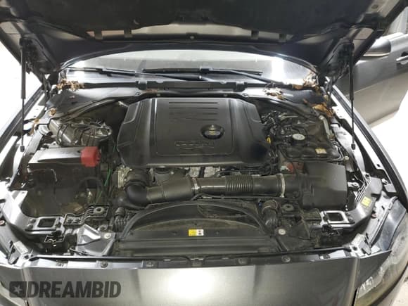 ✅ 2017 Jaguar XF • VIN: SAJBJ4BN3HCY42655 • Lot: 87798165. Wystawiony na Copart z przebiegiem 80 700 mil. Bezpłatny archiwum sprzedaży aukcyjnych z USA i szczegółowy raport historii pojazdu na DreamBid. Zdjęcie 11.