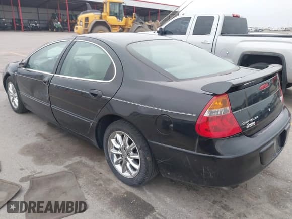 ✅ 2004 Chrysler 300M M • VIN: 2C3HE66G94H686024 • Lot: 42174229. Wystawiony na IAAI z przebiegiem 150 628 mil. Bezpłatny archiwum sprzedaży aukcyjnych z USA i szczegółowy raport historii pojazdu na DreamBid. Zdjęcie 3.