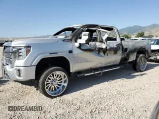 ✅ 2020 GMC Sierra 3500HD Denali • VIN: 1GT49WEY4LF182084 • Lot: 61743795. Wystawiony na Copart z przebiegiem Nie podano. Bezpłatny archiwum sprzedaży aukcyjnych z USA i szczegółowy raport historii pojazdu na DreamBid. Zdjęcie 1.