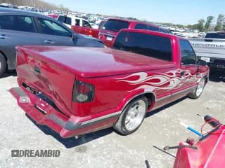 ✅ 1997 Chevrolet S-10 LS • VIN: 1GCCS1446V8178692 • Лот: 41870912. Опубликован ранее на IAAI с пробегом 177 846 миль. Бесплатный доступ к архиву аукционных продаж из США и подробный отчёт об истории автомобиля на DreamBid. Изображение 4.