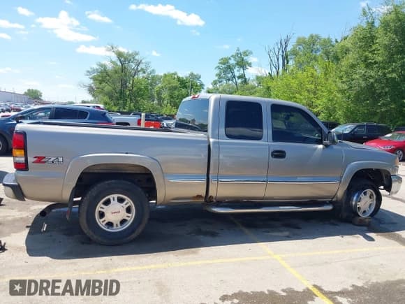 ✅ 2001 GMC Sierra 1500 SLE • VIN: 2GTEK19T611308931 • Лот: 42192722. Опубликован ранее на IAAI с пробегом 271 777 миль. Бесплатный доступ к архиву аукционных продаж из США и подробный отчёт об истории автомобиля на DreamBid. Изображение 14.