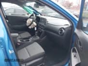 ✅ 2019 Hyundai Kona SE • VIN: KM8K1CAAXKU371995 • Лот: 43710070. Опубликован ранее на IAAI с пробегом 65 736 миль. Бесплатный доступ к архиву аукционных продаж из США и подробный отчёт об истории автомобиля на DreamBid. Изображение 5.