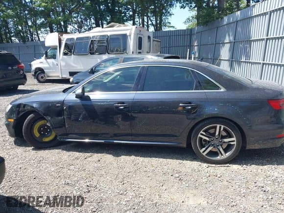 ✅ 2017 Audi A4 Premium Plus • VIN: WAUENAF49HN066758 • Lot: 42953531. Listed on IAAI with 100,797 mi. Free auction sales archive from the USA and detailed vehicle history report at DreamBid. Image 14.
