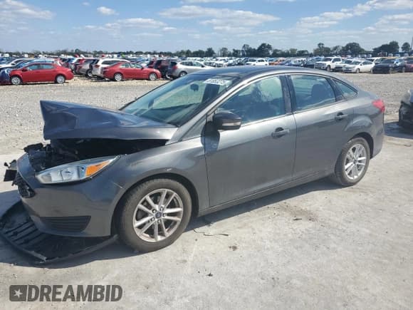 ✅ 2017 Ford Focus SE • VIN: 1FADP3F26HL203143 • Lot: 81853275. Listed on Copart with 83,014 mi. Free auction sales archive from the USA and detailed vehicle history report at DreamBid. Image 1.