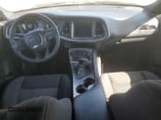 ✅ 2018 Dodge Challenger SXT Plus • VIN: 2C3CDZAG6JH286780 • Lot: 43692323. Wystawiony na Copart z przebiegiem 73 723 mil. Bezpłatny archiwum sprzedaży aukcyjnych z USA i szczegółowy raport historii pojazdu na DreamBid. Zdjęcie 8.