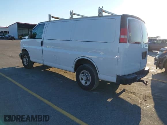 ✅ 2016 Chevrolet Express Cargo • VIN: 1GCWGAFF7G1119109 • Лот: 43619023. Опубликован ранее на IAAI с пробегом 187 647 миль. Бесплатный доступ к архиву аукционных продаж из США и подробный отчёт об истории автомобиля на DreamBid. Изображение 3.