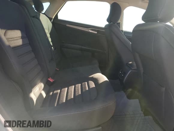 ✅ 2019 Ford Fusion SE • VIN: 3FA6P0LU4KR139819 • Lot: 87020615. Listed on Copart with 117,102 mi. Free auction sales archive from the USA and detailed vehicle history report at DreamBid. Image 10.