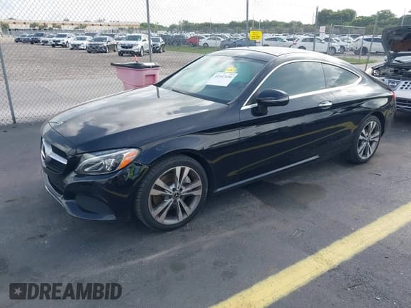 ✅ 2018 Mercedes-Benz C 300 • VIN: WDDWJ4KB1JF678659 • Lot: 42447456. Listed on IAAI with 121,936 mi. Free auction sales archive from the USA and detailed vehicle history report at DreamBid. Image 17.