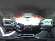 ✅ 2019 Chevrolet Silverado 1500 LT • VIN: 2GCRCPEC1K1108399 • Lot: 42600366. Wystawiony na IAAI z przebiegiem 81 617 mil. Bezpłatny archiwum sprzedaży aukcyjnych z USA i szczegółowy raport historii pojazdu na DreamBid. Zdjęcie 19.