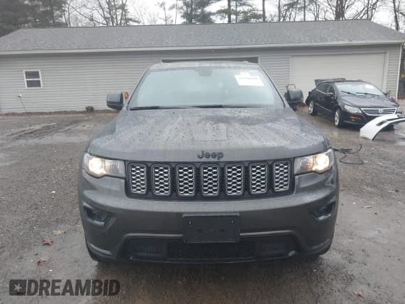 ✅ 2017 Jeep Grand Cherokee Altitude • VIN: 1C4RJFAG6HC768143 • Lot: 43790168. Listed on IAAI with 15,245 mi. Free auction sales archive from the USA and detailed vehicle history report at DreamBid. Image 13.