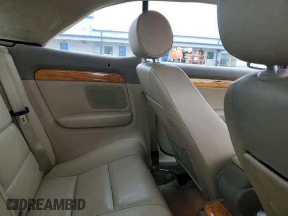 ✅ 2007 Audi A4 2.0T • VIN: WAUAF48H47K020753 • Lot: 64130795. Wystawiony na Copart z przebiegiem 87 942 mil. Bezpłatny archiwum sprzedaży aukcyjnych z USA i szczegółowy raport historii pojazdu na DreamBid. Zdjęcie 10.