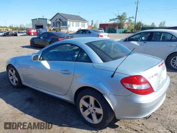 ✅ 2006 Mercedes-Benz SLK 280 • VIN: WDBWK54F86F085545 • Лот: 42040416. Опубликован ранее на IAAI с пробегом 48 352 миль. Бесплатный доступ к архиву аукционных продаж из США и подробный отчёт об истории автомобиля на DreamBid. Изображение 3.