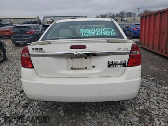2006 Chevrolet Malibu 2LT z VIN 1G1ZT51876F250947, wystawiony jako Copart lot #45174964 z przebiegiem 295 834 mil mil oraz Szkoda całkowita • Salvage title. Historia ofert i sprzedaży dostępna na DreamBid. Obrazek 6.
