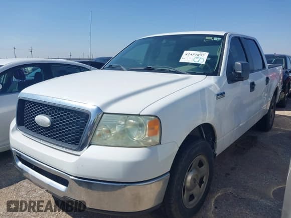 ✅ 2008 Ford F-150 XLT • VIN: 1FTPW12V28FB41463 • Lot: 42457857. Wystawiony na IAAI z przebiegiem 97 798 mil. Bezpłatny archiwum sprzedaży aukcyjnych z USA i szczegółowy raport historii pojazdu na DreamBid. Zdjęcie 17.