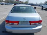 ✅ 2003 Honda Accord LX • VIN: JHMCM56393C080335 • Lot: 43299868. Wystawiony na IAAI z przebiegiem 219 993 mil. Bezpłatny archiwum sprzedaży aukcyjnych z USA i szczegółowy raport historii pojazdu na DreamBid. Zdjęcie 17.