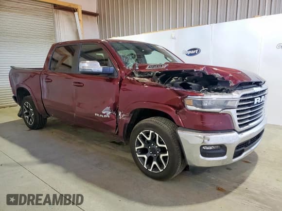 ✅ 2025 Ram 1500 Laramie • VIN: 1C6SRFJP4SN567662 • Лот: 91123465. Опубликован ранее на Copart с пробегом 46 673 миль. Бесплатный доступ к архиву аукционных продаж из США и подробный отчёт об истории автомобиля на DreamBid. Изображение 4.