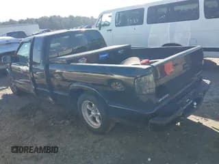 ✅ 2003 Chevrolet S-10 LS • VIN: 1GCCS19X738186994 • Лот: 41488981. Опубликован ранее на IAAI с пробегом 218 950 миль. Бесплатный доступ к архиву аукционных продаж из США и подробный отчёт об истории автомобиля на DreamBid. Изображение 3.