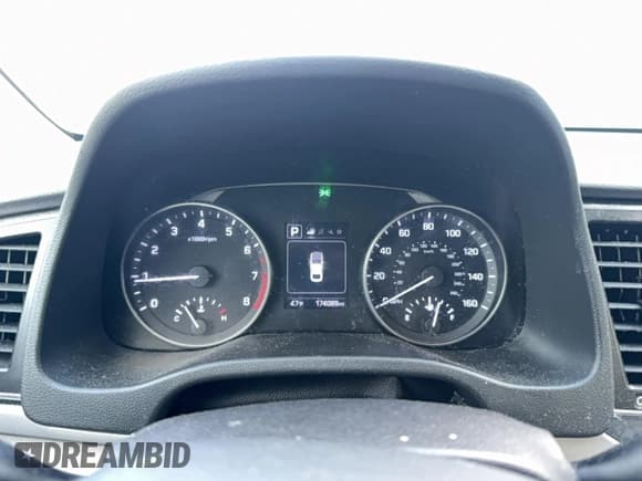 ✅ 2017 Hyundai Elantra Value Edition • VIN: 5NPD84LF5HH009809 • Лот: 92907195. Опубликован ранее на Copart с пробегом 174 089 миль. Бесплатный доступ к архиву аукционных продаж из США и подробный отчёт об истории автомобиля на DreamBid. Изображение 8.