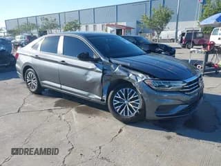 ✅ 2019 Volkswagen Jetta S • VIN: 3VWC57BU3KM143867 • Lot: 43497892. Wystawiony na IAAI z przebiegiem 87 093 mil. Bezpłatny archiwum sprzedaży aukcyjnych z USA i szczegółowy raport historii pojazdu na DreamBid. Zdjęcie 1.