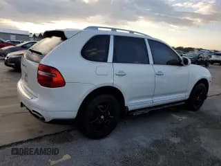 ✅ 2010 Porsche Cayenne • VIN: WP1AB2AP6ALA50406 • Lot: 73970194. Wystawiony na Copart z przebiegiem 152 494 mil. Bezpłatny archiwum sprzedaży aukcyjnych z USA i szczegółowy raport historii pojazdu na DreamBid. Zdjęcie 3.