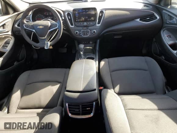 ✅ 2022 Chevrolet Malibu LT • VIN: 1G1ZD5ST9NF132834 • Lot: 89893685. Wystawiony na Copart z przebiegiem 88 870 mil. Bezpłatny archiwum sprzedaży aukcyjnych z USA i szczegółowy raport historii pojazdu na DreamBid. Zdjęcie 8.