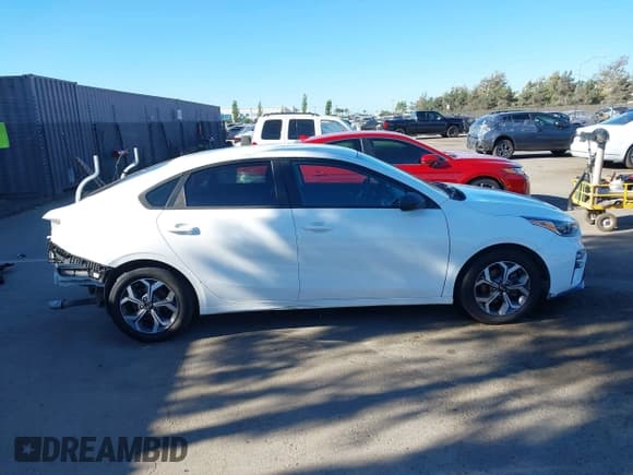 ✅ 2020 Kia Forte LXS • VIN: 3KPF24AD6LE257057 • Лот: 43165864. Опубликован ранее на IAAI с пробегом 83 508 миль. Бесплатный доступ к архиву аукционных продаж из США и подробный отчёт об истории автомобиля на DreamBid. Изображение 14.