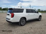 ✅ 2023 GMC Yukon XL Denali Ultimate • VIN: 1GKS2KKL9PR557408 • Lot: 49269735. Wystawiony na Copart z przebiegiem 23 853 mil. Bezpłatny archiwum sprzedaży aukcyjnych z USA i szczegółowy raport historii pojazdu na DreamBid. Zdjęcie 3.