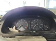 ✅ 1996 Honda Accord LX • VIN: 1HGCD7234TA039823 • Lot: 92165155. Listed on Copart with 186,961 mi. Free auction sales archive from the USA and detailed vehicle history report at DreamBid. Image 9.