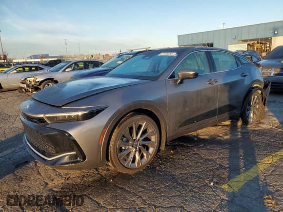 ✅ 2025 Toyota Crown XLE • VIN: JTDAAAAF8S3037793 • Лот: 91103655. Опубликован ранее на Copart с пробегом 5 329 миль. Бесплатный доступ к архиву аукционных продаж из США и подробный отчёт об истории автомобиля на DreamBid. Изображение 1.