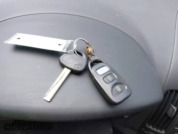 2010 Hyundai Elantra GLS with VIN KMHDC8AE8AU073074, listed as a IAAI auction lot 42836283 with 75,828 mi miles and . Bid and sale history available at DreamBid. Image 11.