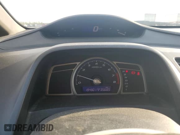 ✅ 2008 Honda Civic DX-G • VIN: 2HGFA16498H118287 • Лот: 81800295. Опубликован ранее на Copart с пробегом 194 901 миль. Бесплатный доступ к архиву аукционных продаж из США и подробный отчёт об истории автомобиля на DreamBid. Изображение 9.