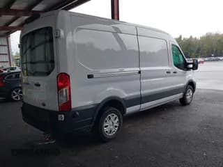 ✅ 2023 Ford E-Transit Cargo • VIN: 1FTBW9CK6PKB42246 • Лот: 43303859. Опубликован ранее на IAAI с пробегом 18 393 миль. Бесплатный доступ к архиву аукционных продаж из США и подробный отчёт об истории автомобиля на DreamBid. Изображение 4.