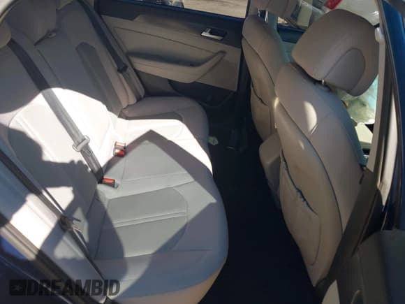 ✅ 2015 Hyundai Sonata Sport • VIN: 5NPE34AF8FH116355 • Лот: 43350485. Опубликован ранее на IAAI с пробегом 107 441 миль. Бесплатный доступ к архиву аукционных продаж из США и подробный отчёт об истории автомобиля на DreamBid. Изображение 8.