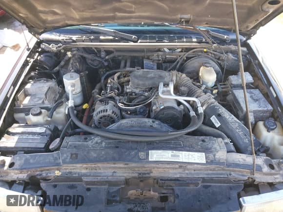 ✅ 2001 Chevrolet S-10 LS • VIN: 1GCCS19W718230397 • Лот: 41293765. Опубликован ранее на IAAI с пробегом 151 578 миль. Бесплатный доступ к архиву аукционных продаж из США и подробный отчёт об истории автомобиля на DreamBid. Изображение 10.