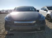 ✅ 2022 Tesla Model Y Performance • VIN: 7SAYGDEFXNF404308 • Lot: 90508845. Wystawiony na Copart z przebiegiem 49 334 mil. Bezpłatny archiwum sprzedaży aukcyjnych z USA i szczegółowy raport historii pojazdu na DreamBid. Zdjęcie 5.