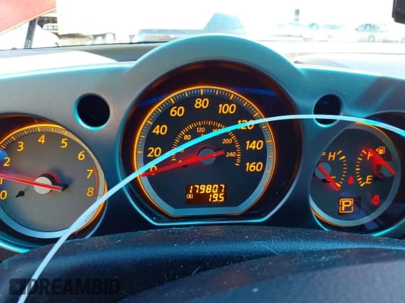 ✅ 2006 Nissan Murano S • VIN: JN8AZ08T26W417221 • Lot: 41742157. Wystawiony na IAAI z przebiegiem 179 807 mil. Bezpłatny archiwum sprzedaży aukcyjnych z USA i szczegółowy raport historii pojazdu na DreamBid. Zdjęcie 7.