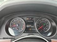 ✅ 2019 Volkswagen Atlas SE • VIN: 1V2DR2CA2KC582139 • Лот: 81016705. Опубликован ранее на Copart с пробегом 108 183 миль. Бесплатный доступ к архиву аукционных продаж из США и подробный отчёт об истории автомобиля на DreamBid. Изображение 9.