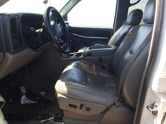 ✅ 2003 Chevrolet Suburban Z71 • VIN: 3GNFK16T53G289072 • Lot: 52262185. Wystawiony na Copart z przebiegiem Nie podano. Bezpłatny archiwum sprzedaży aukcyjnych z USA i szczegółowy raport historii pojazdu na DreamBid. Zdjęcie 7.